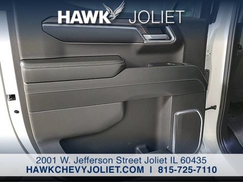 Used 2024 Chevrolet Silverado 1500 RST AWD/4WD image 19