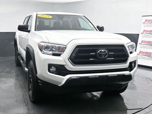Used 2023 Toyota Tacoma SR5 image 3
