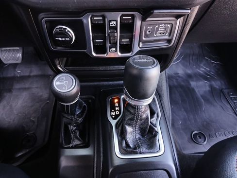 Used 2026 Jeep Gladiator Sport AWD/4WD image 10