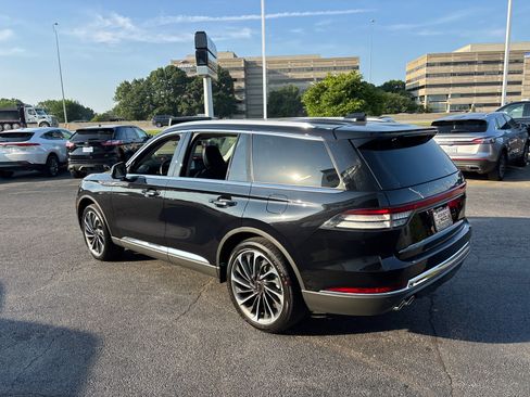New 2025 Lincoln Aviator Reserve w/ Illumination Package image 5