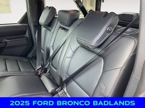 New 2025 Ford Bronco Badlands image 13
