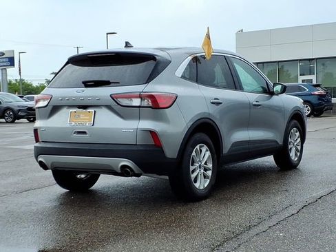 Certified 2022 Ford Escape SE w/ Convenience Package AWD/4WD image 6