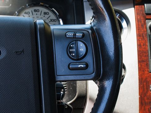Used 2013 Ford Expedition EL King Ranch RWD image 14
