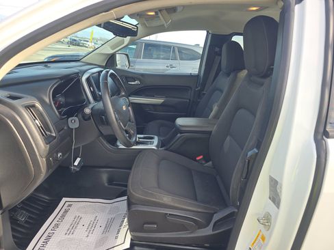 Used 2022 Chevrolet Colorado LT w/ Fleet Safety Package image 11