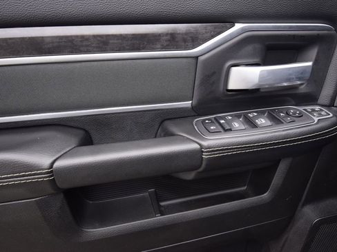 Used 2024 RAM 3500 Big Horn w/ Night Edition image 26