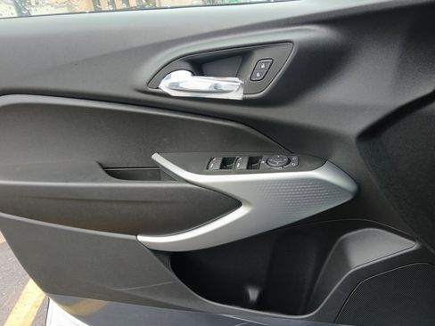 New 2026 Chevrolet Trax LS w/ LS Convenience Package image 17