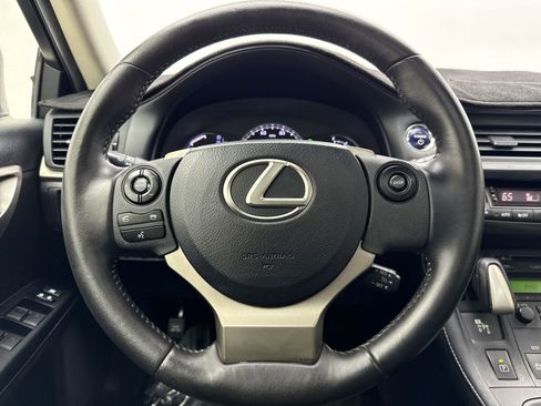 Used 2014 Lexus CT 200h image 13