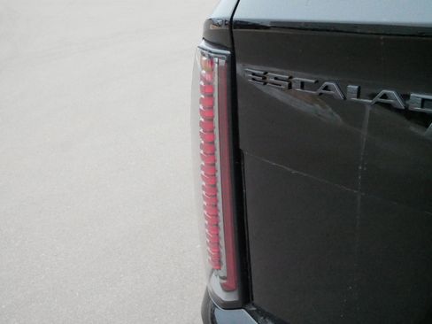 New 2025 Cadillac Escalade IQ Sport 2 w/ LPO, ONYX Package image 14