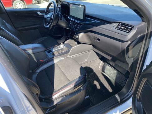 Used 2025 Ford Escape ST-Line Elite w/ Tech Pack #1 image 14