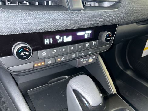 New 2026 Subaru Outback Limited image 31