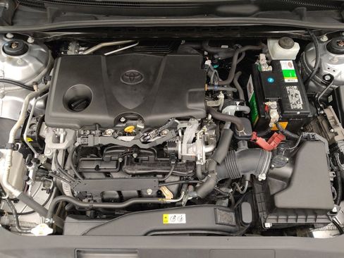 Used 2020 Toyota Camry SE FWD image 30