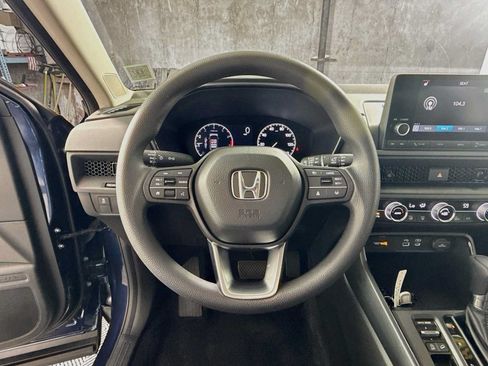 Used 2023 Honda CR-V EX image 9