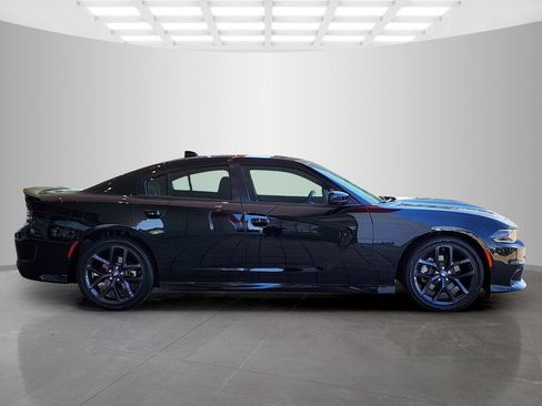 Used 2023 Dodge Charger R/T w/ Blacktop Package RWD image 3