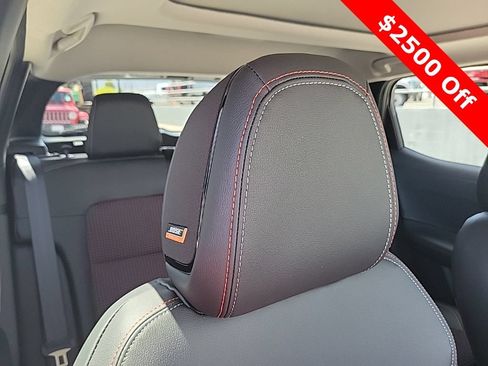 New 2025 Nissan Kicks SR w/ SR Premium Package FWD image 45