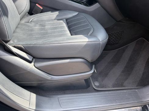 Used 2018 Mercedes-Benz GLE 350 image 12