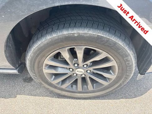 Used 2021 Ford Expedition Max Limited RWD image 15