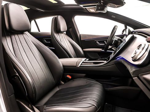 Used 2022 Mercedes-Benz EQS 450+ Sedan image 8