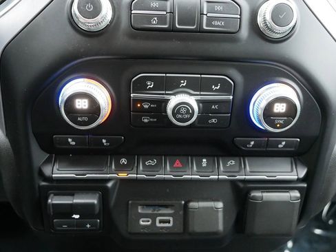 Used 2019 GMC Sierra 1500 SLE w/ SLE Value Package AWD/4WD image 23