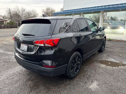 Used 2024 Chevrolet Equinox LS w/ LS Convenience Package image 5