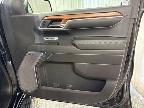 Used 2023 GMC Sierra 1500 Denali AWD/4WD image 23