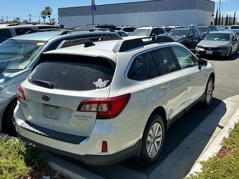 Used 2016 Subaru Outback 2.5i Premium w/ Popular Package #1 AWD/4WD image 5