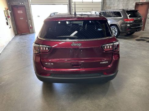 Used 2022 Jeep Compass Latitude AWD/4WD image 4