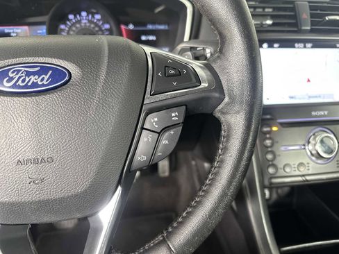 Used 2019 Ford Fusion Titanium image 24