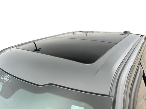 Used 2021 Ford F150 Tremor w/ Equipment Group 402A High image 17