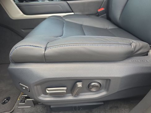 New 2026 Toyota Sequoia Platinum AWD/4WD image 25
