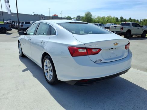 Used 2023 Chevrolet Malibu LT image 3