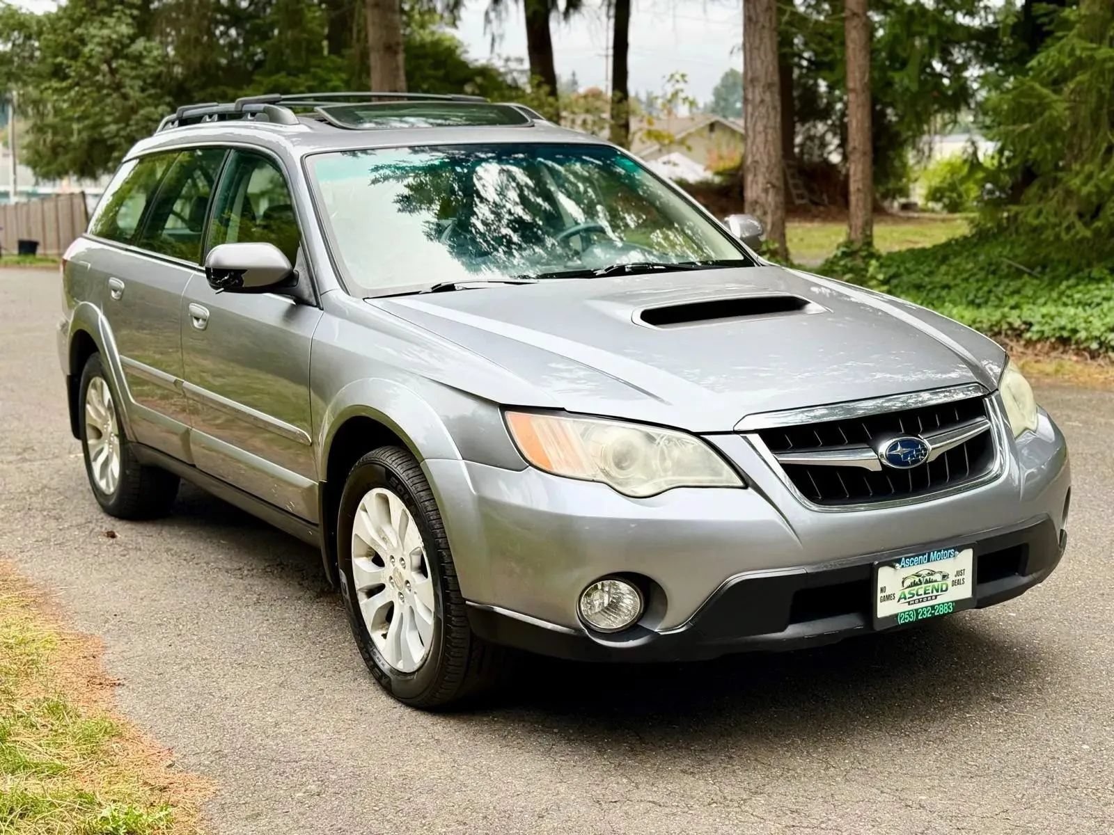 Used 2008 Subaru Outback 2.5XT Limited AWD/4WD image 7