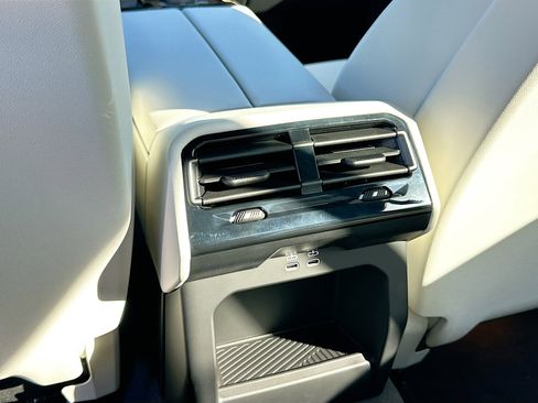 New 2026 BMW i5 eDrive40 image 20