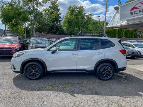 Used 2022 Subaru Forester Premium AWD/4WD image 8