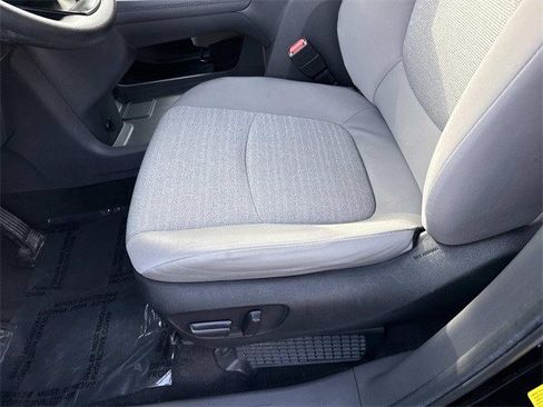 Used 2024 Toyota Sienna LE image 15