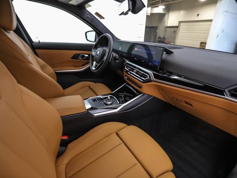 Used 2024 BMW 330i xDrive Sedan AWD/4WD image 30
