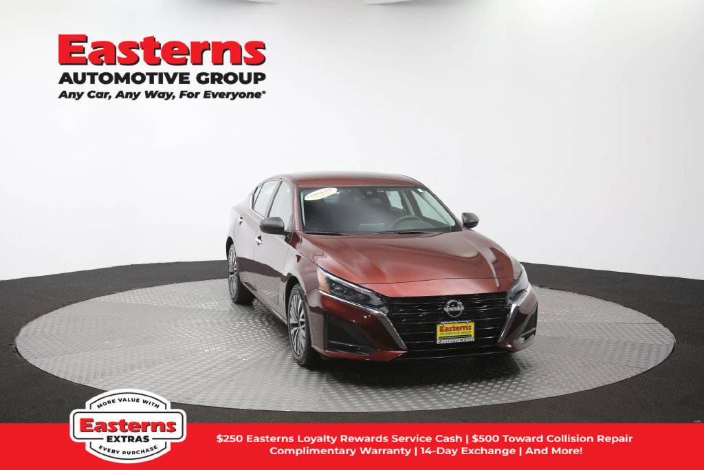 Used 2024 Nissan Altima 2.5 SV FWD image 54