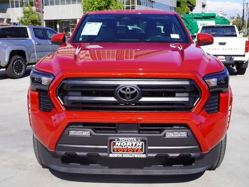 Certified 2026 Toyota Tacoma SR5 image 4