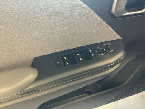 Certified 2025 Kia K4 EX FWD image 19