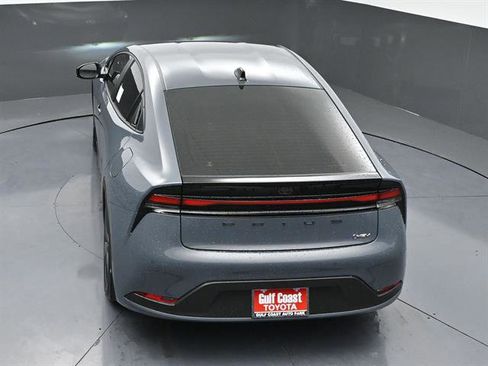 New 2026 Toyota Prius LE FWD image 39