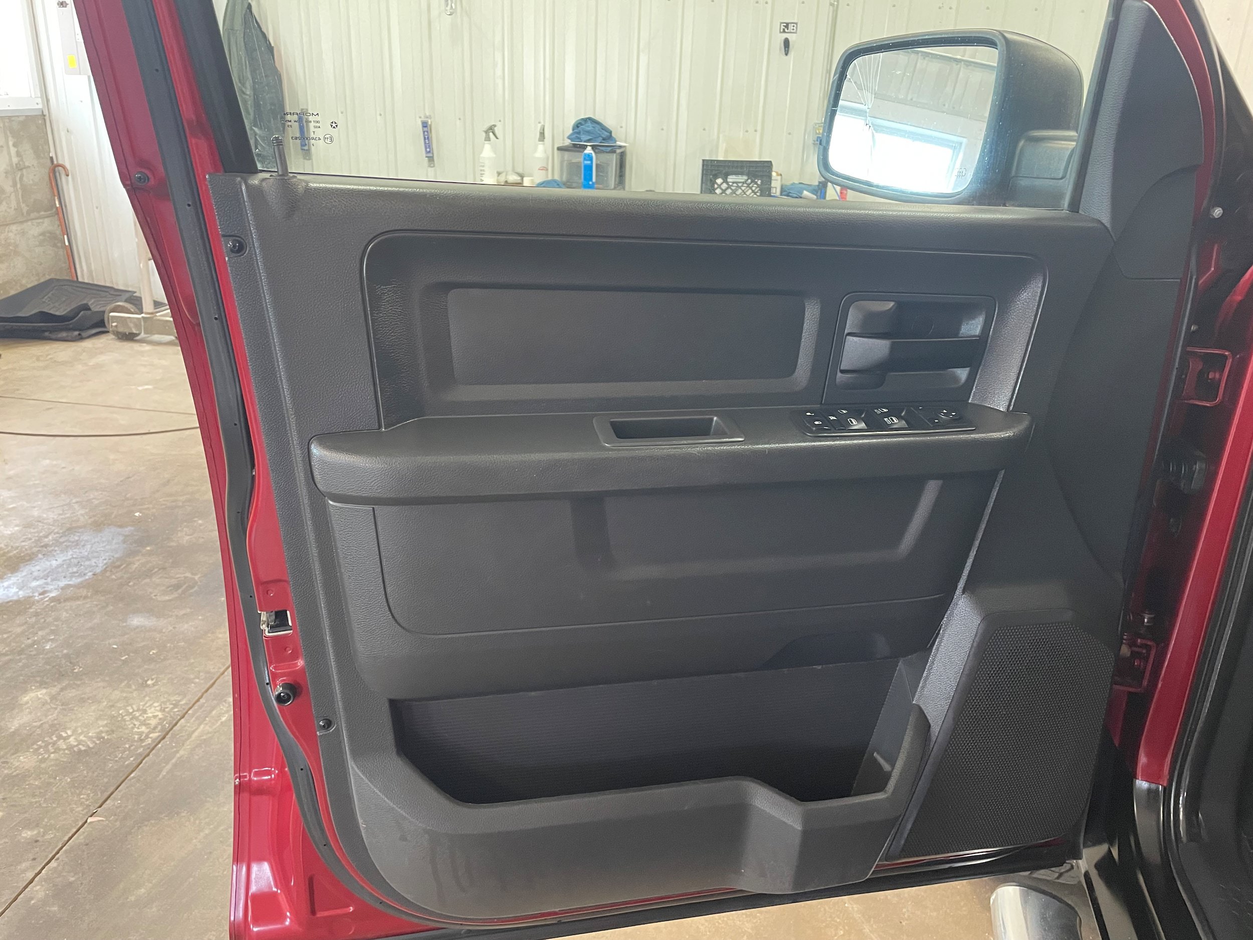Used 2012 RAM 1500 Express AWD/4WD image 9