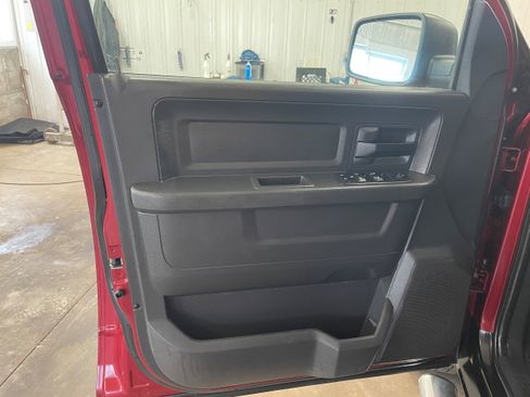 Used 2012 RAM 1500 Express AWD/4WD image 9