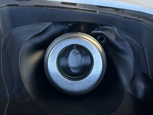 Certified 2025 RAM 1500 Laramie w/ Bed Utility Group image 7