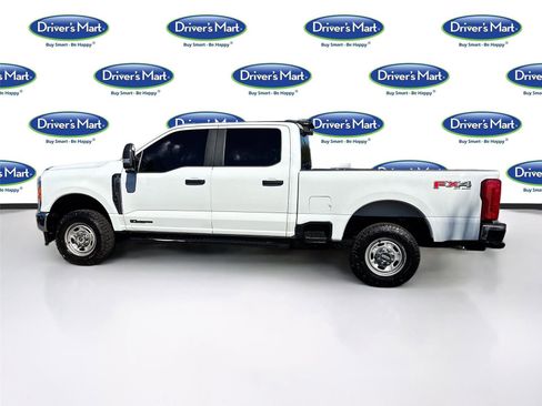 Used 2023 Ford F250 XL w/ FX4 Off-Road Package image 5