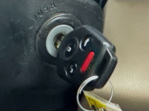 Used 2019 Subaru Outback 2.5i Premium image 19