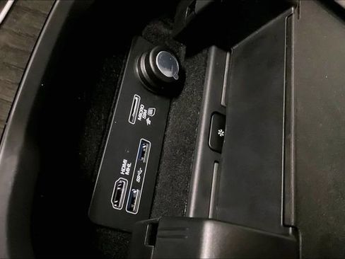 Used 2018 Land Rover Range Rover Sport Supercharged image 32