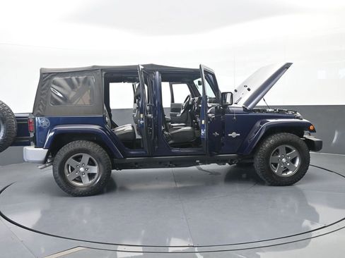 Used 2013 Jeep Wrangler Unlimited Sport AWD/4WD image 64