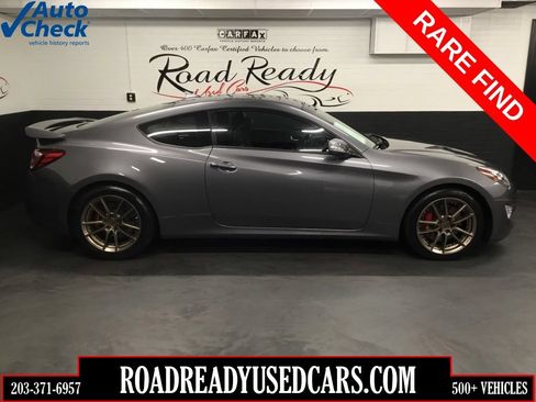 Used 2015 Hyundai Genesis 3.8 RWD image 1
