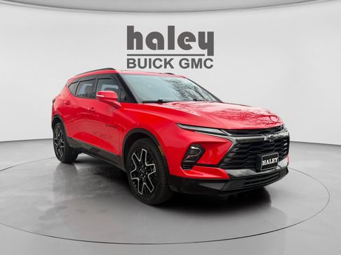 Used 2023 Chevrolet Blazer RS w/ Driver Confidence II Package image 7