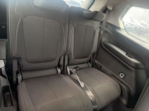 Used 2023 Jeep Grand Cherokee L Laredo image 26