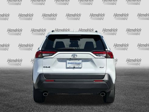 Used 2025 Toyota RAV4 XLE w/ Weather Package FWD image 6